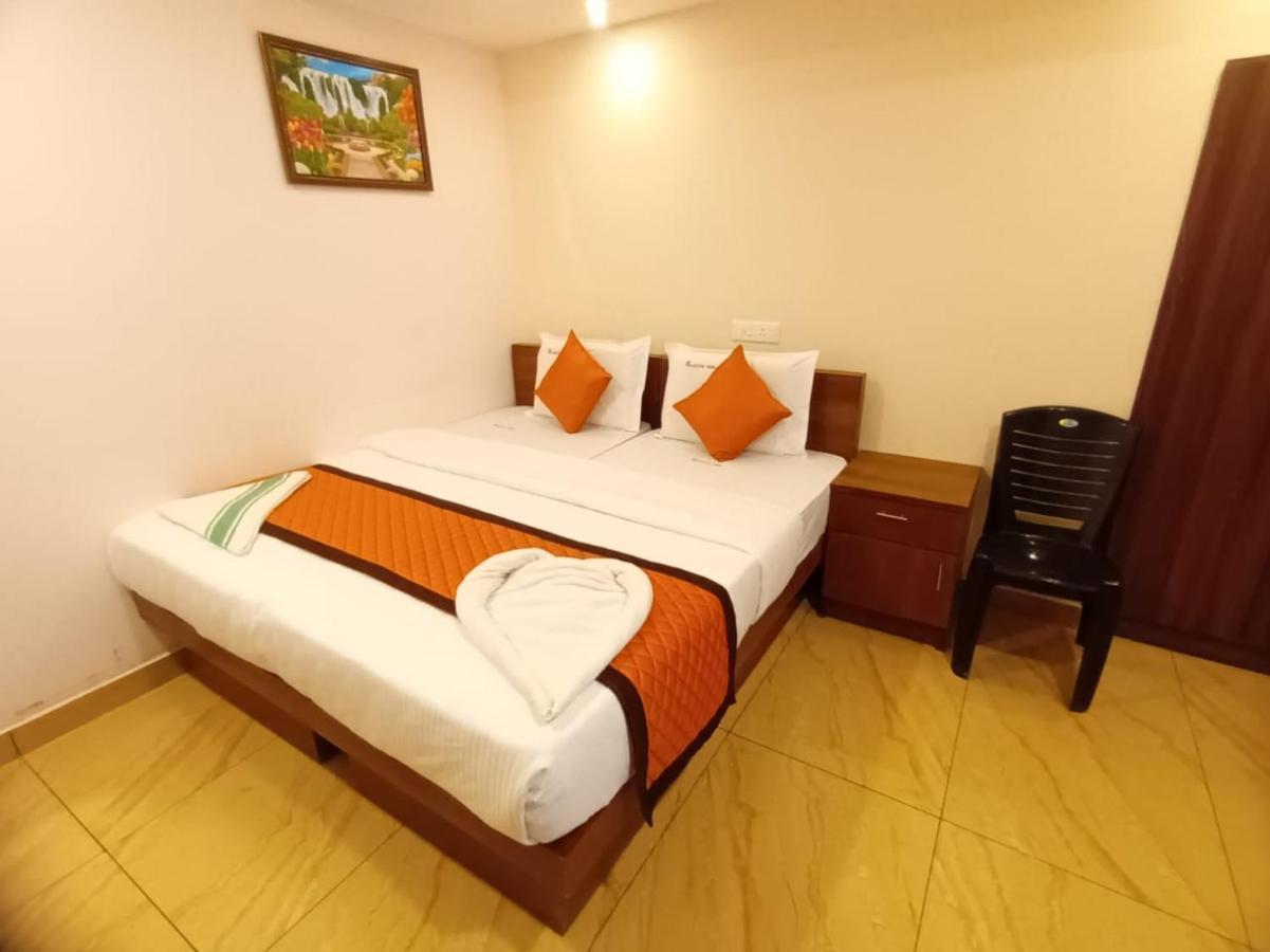 Majestic Inn Thiruvananthapuram Dış mekan fotoğraf